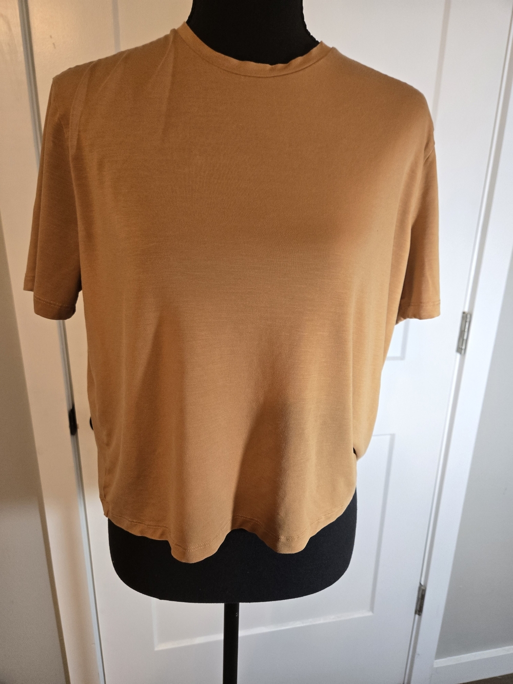 Organic Basics Ochre Terracotta Camel Brown Crewneck T-Shirt S